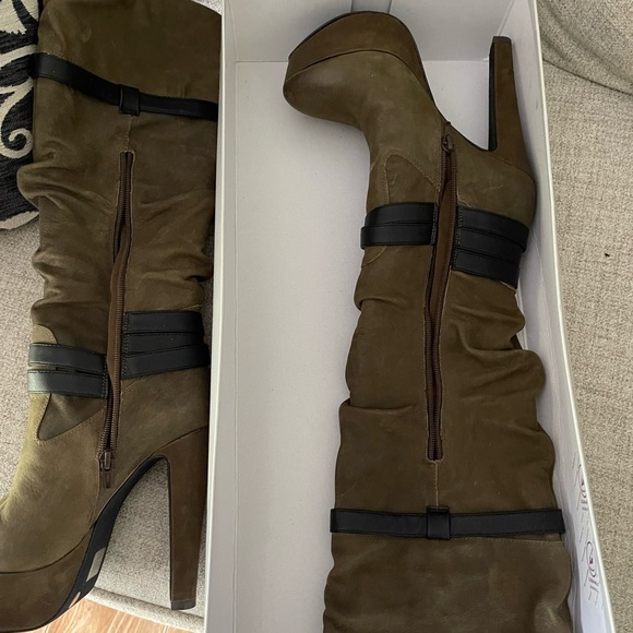 Jessica Simpson Alster platform boots - Picture 15 of 16